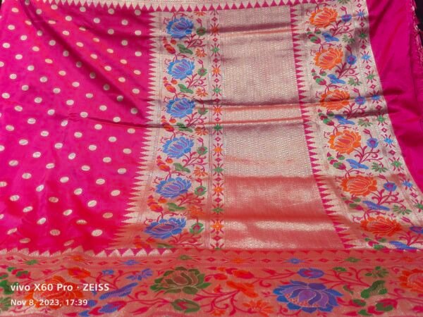 Cream Banarasi Silk Handloom Saree