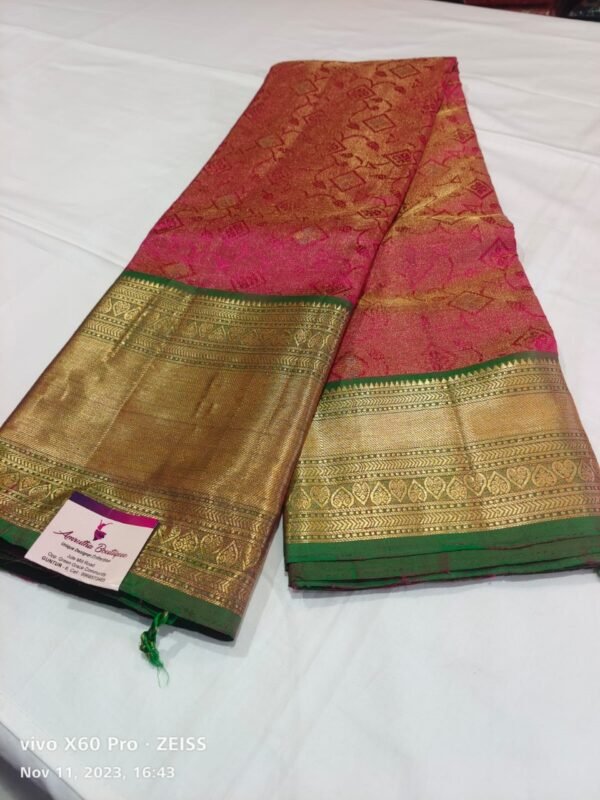 Pink Kanjivaram Silk Saree With Floral Pattern - Image 3