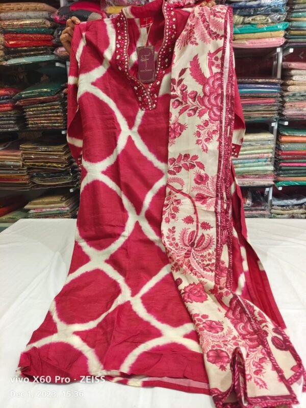 Red Floral Printed Top and Dupatta - Image 2