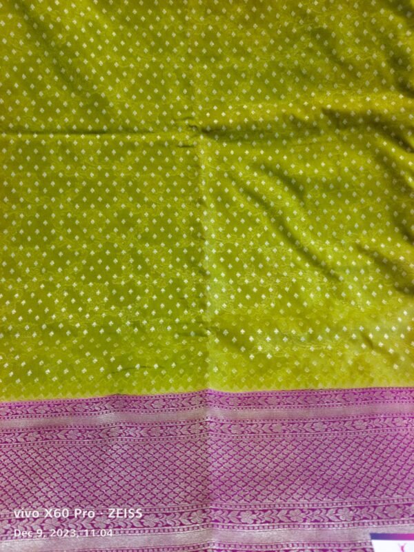 Green Banarasi Silk Butta Saree - Image 3